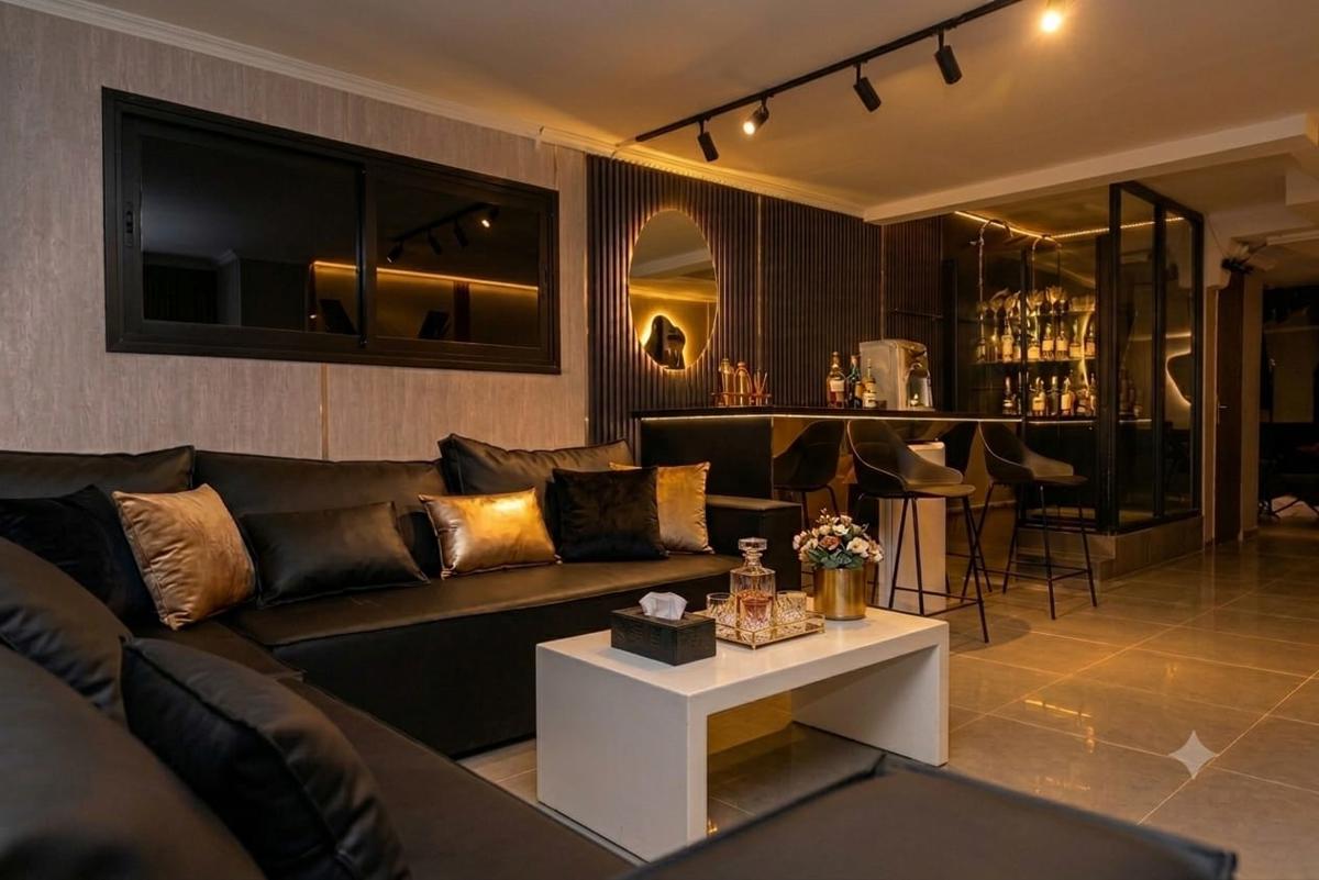 Liberal Suite